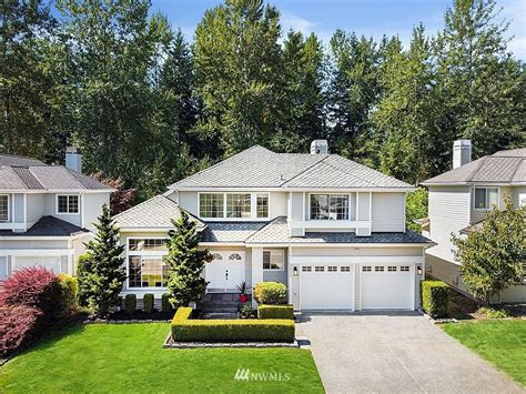 Impeccably maintained home in the desirable Wesley Park Neighb. . Houses for sale sammamish wa redfin